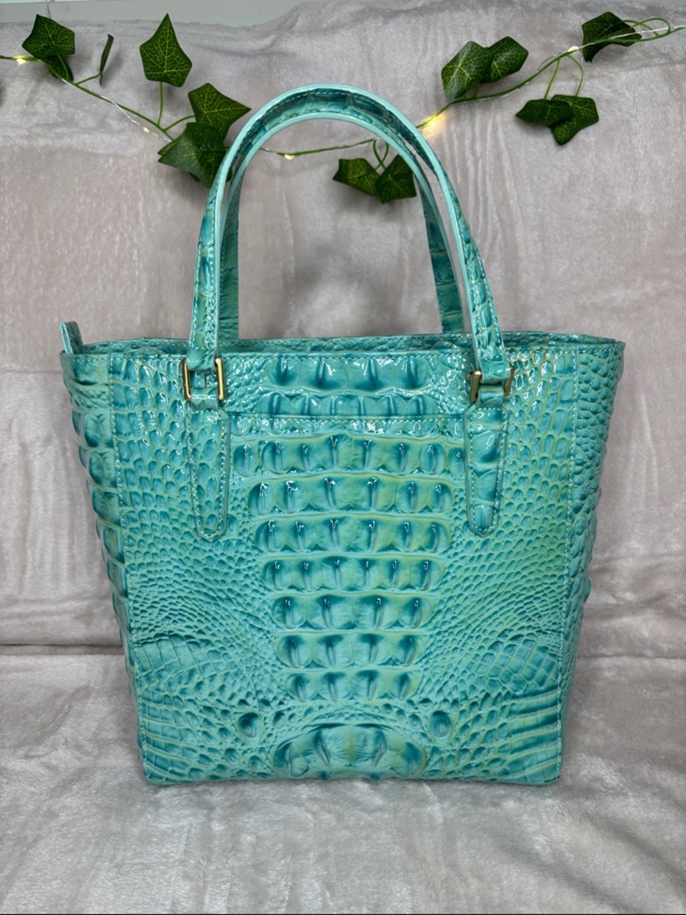 Brahmin Harrison Carryall Glass Glossy Rare Find - Picture 10 of 14